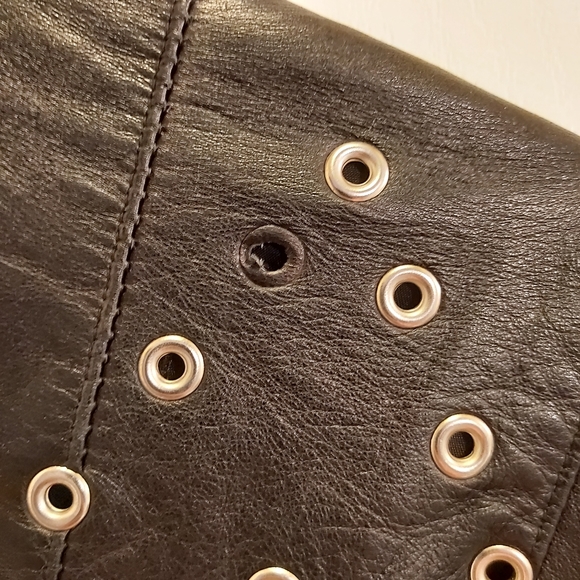 EUC Ladies genuine leather jacket - Picture 2 of 6